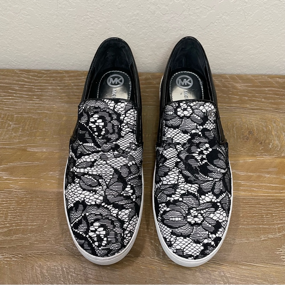 MICHAEL Michael Kors Philippa Black & White Slip On Sneaker Size 8.5